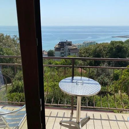 Apartment Rai-only Adults